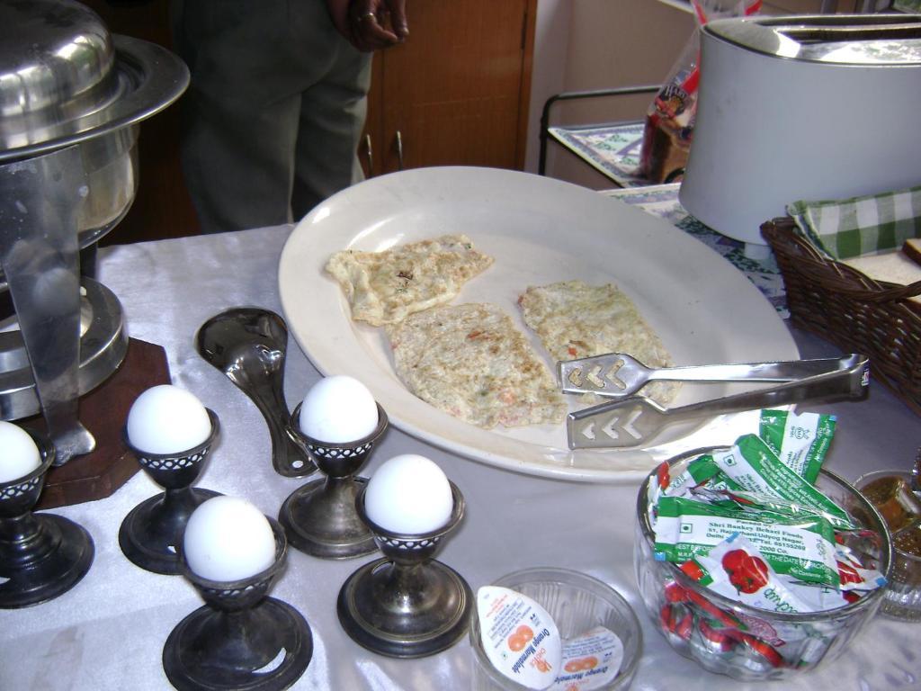 The Royal Residency Hotel New Delhi Rum bild